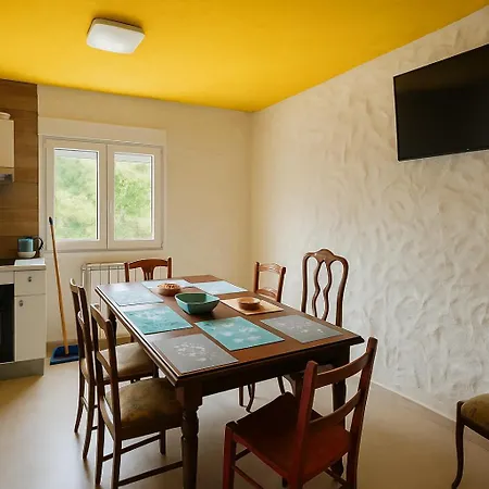 Casa Vacacional Naturastur 木屋