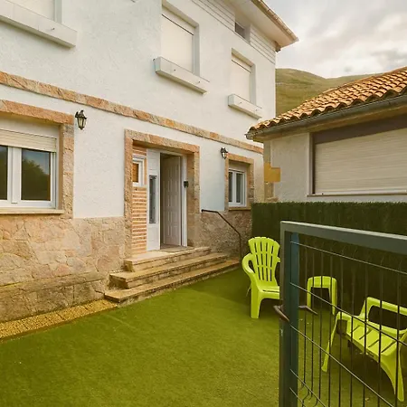 Casa Vacacional Naturastur 木屋